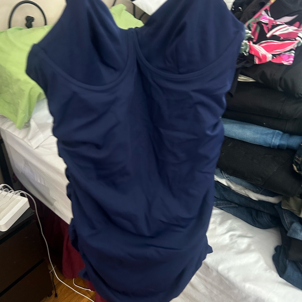 Skims size large swim, dress brand new with tag